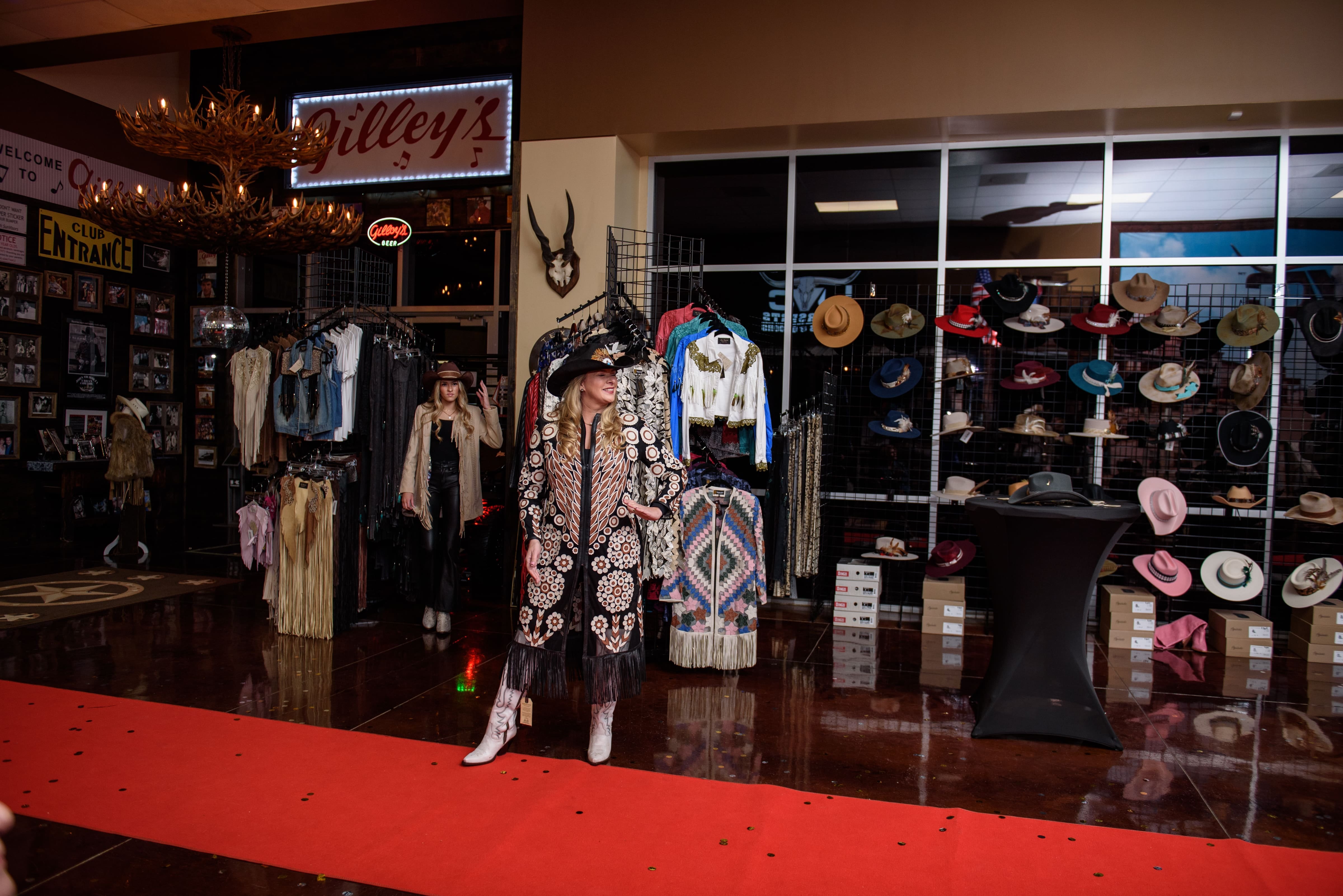 Style Safari: Explore the Wild World of Fashion