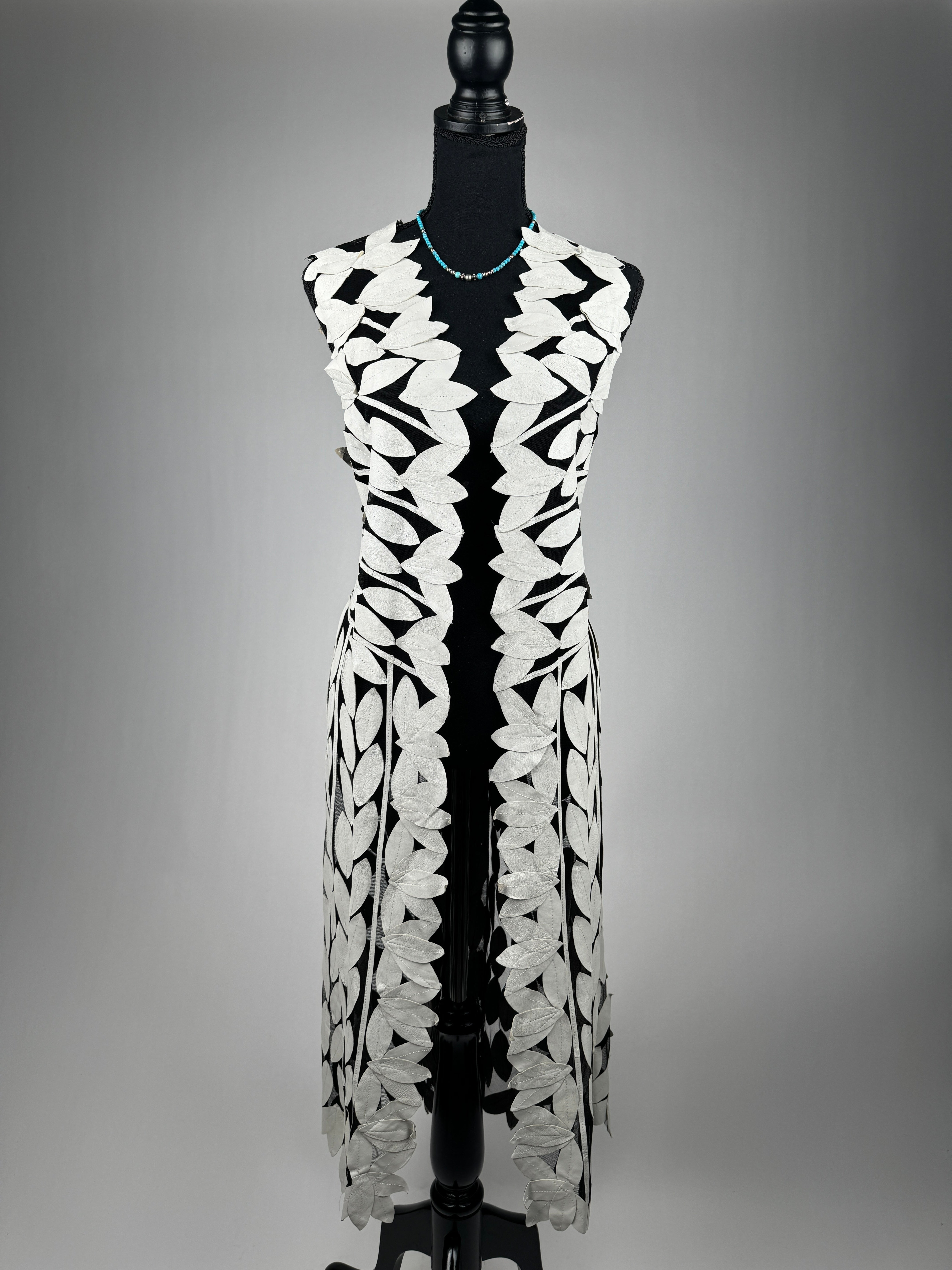 Long Sleevelss Open Vest