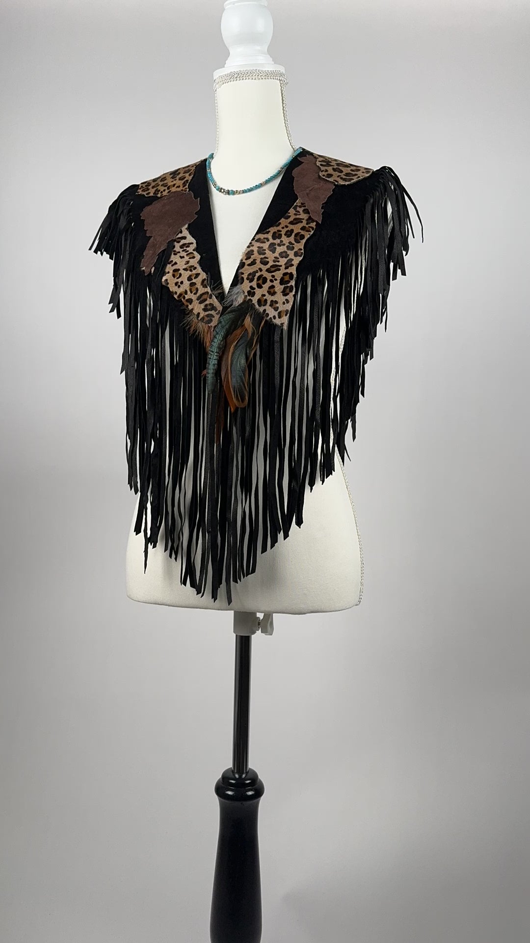 Leopard Leather Collage Shoulder Short Collar