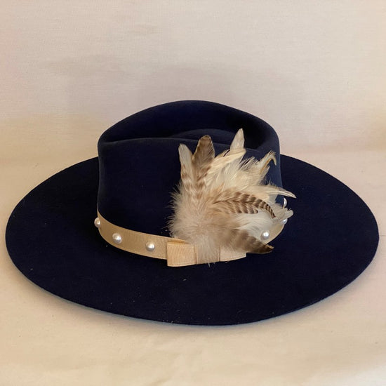 Load image into Gallery viewer, REFINED ELEGANCE FASHION WOOL FEDORA HAT WITH GROSGRAIN RIBBON, PEARL AND FEATHER TRIM-Animo Hat Company